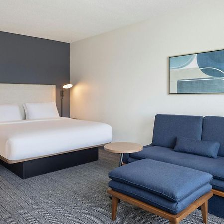 Отель Courtyard By Marriott Little Rock Downtown Экстерьер фото