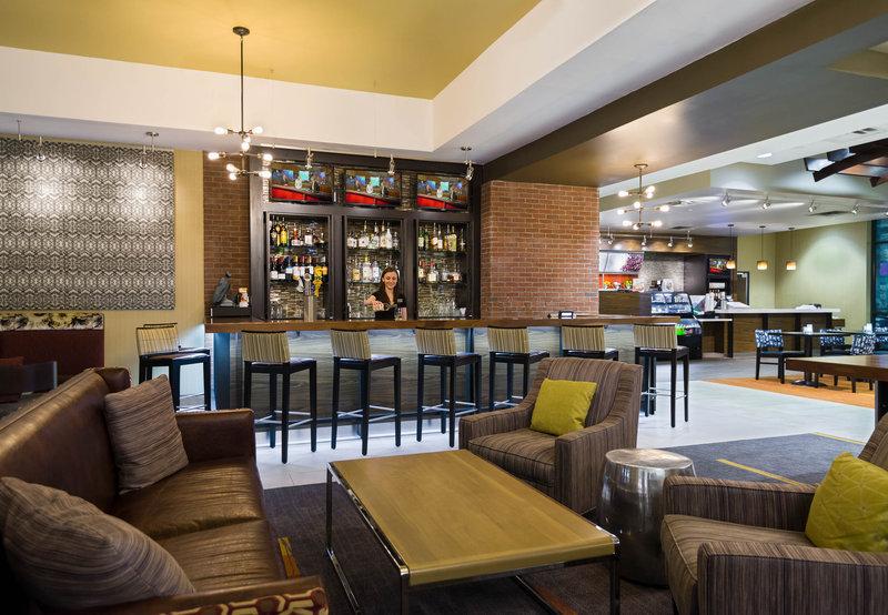 Отель Courtyard By Marriott Little Rock Downtown Экстерьер фото